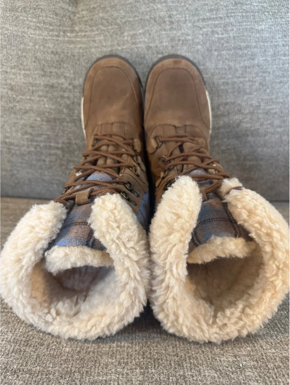 Bearpaw Lotus Hickory Suede Plaid Winter Boots Size 8 Waterproof